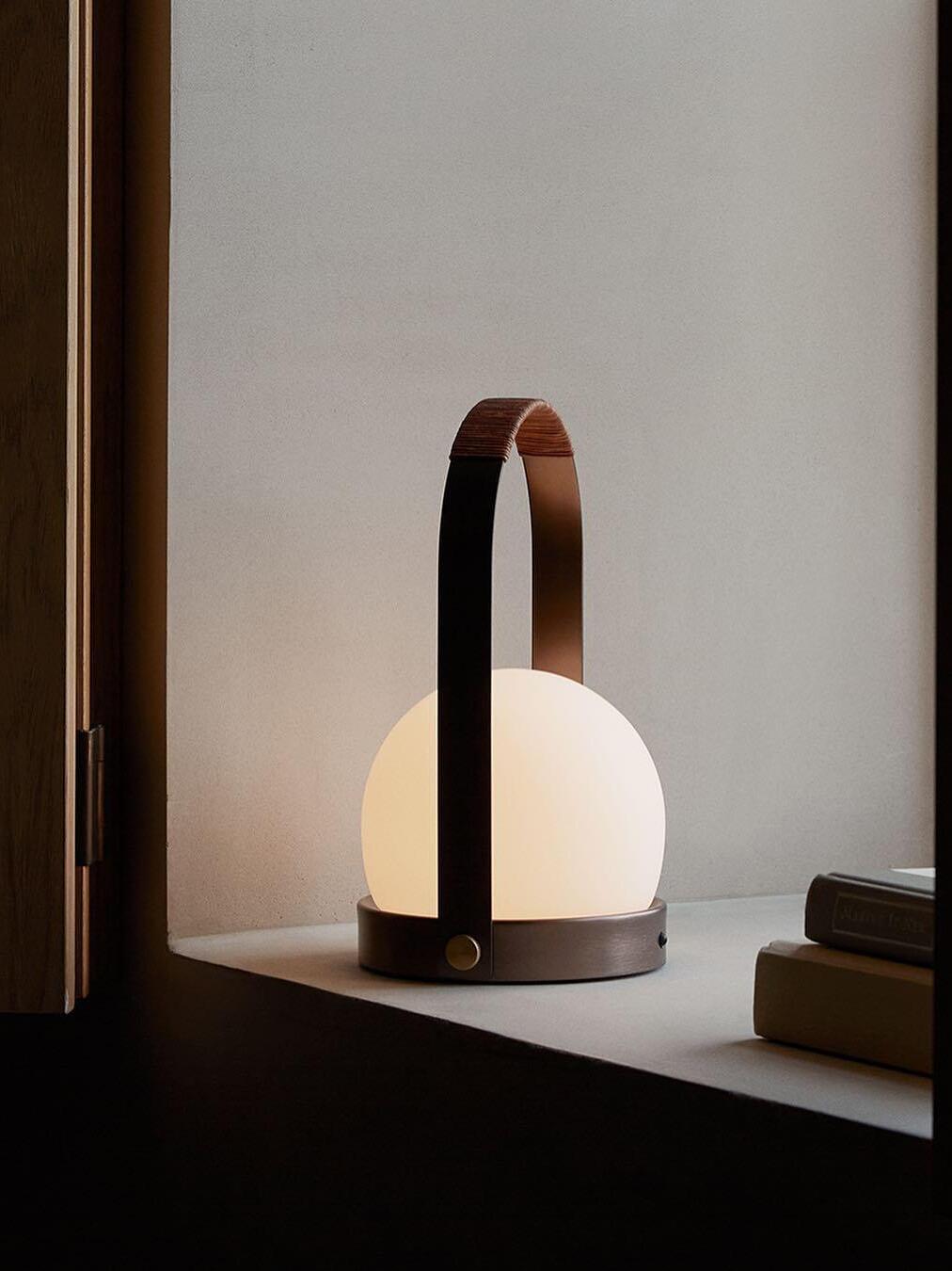 Portable Carrie Glass Ball LED Table Lamp - Cueteks