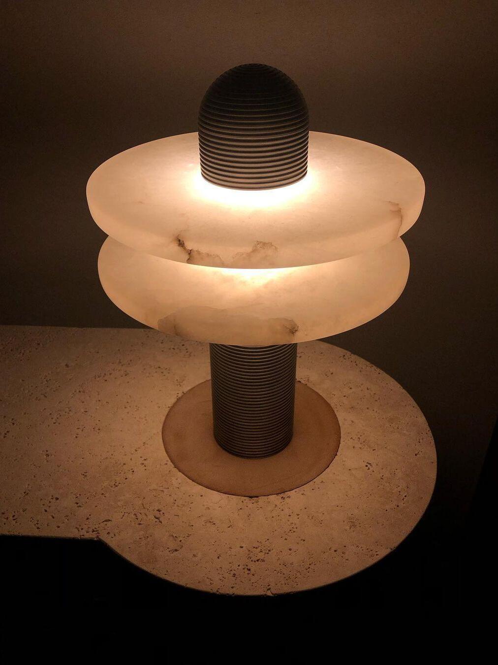 Median Table Lamp - Cueteks