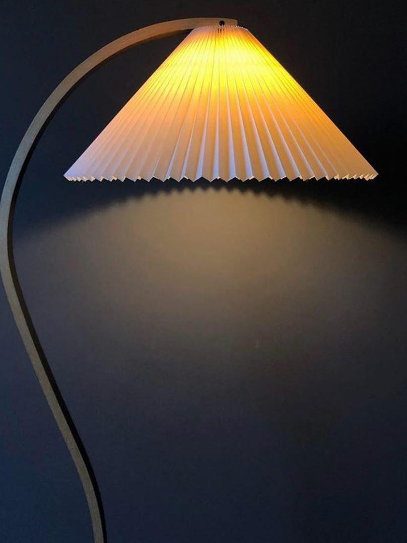 Caprani Floor Lamp - Cueteks