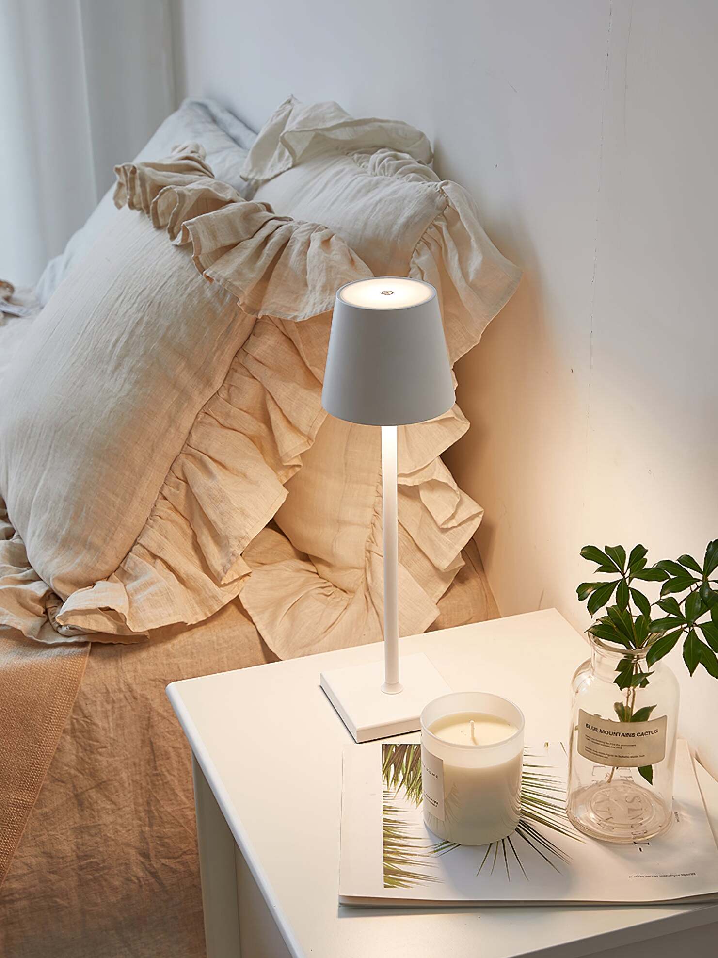 Macaroon Pro Rechargeble Table Lamp - Cueteks