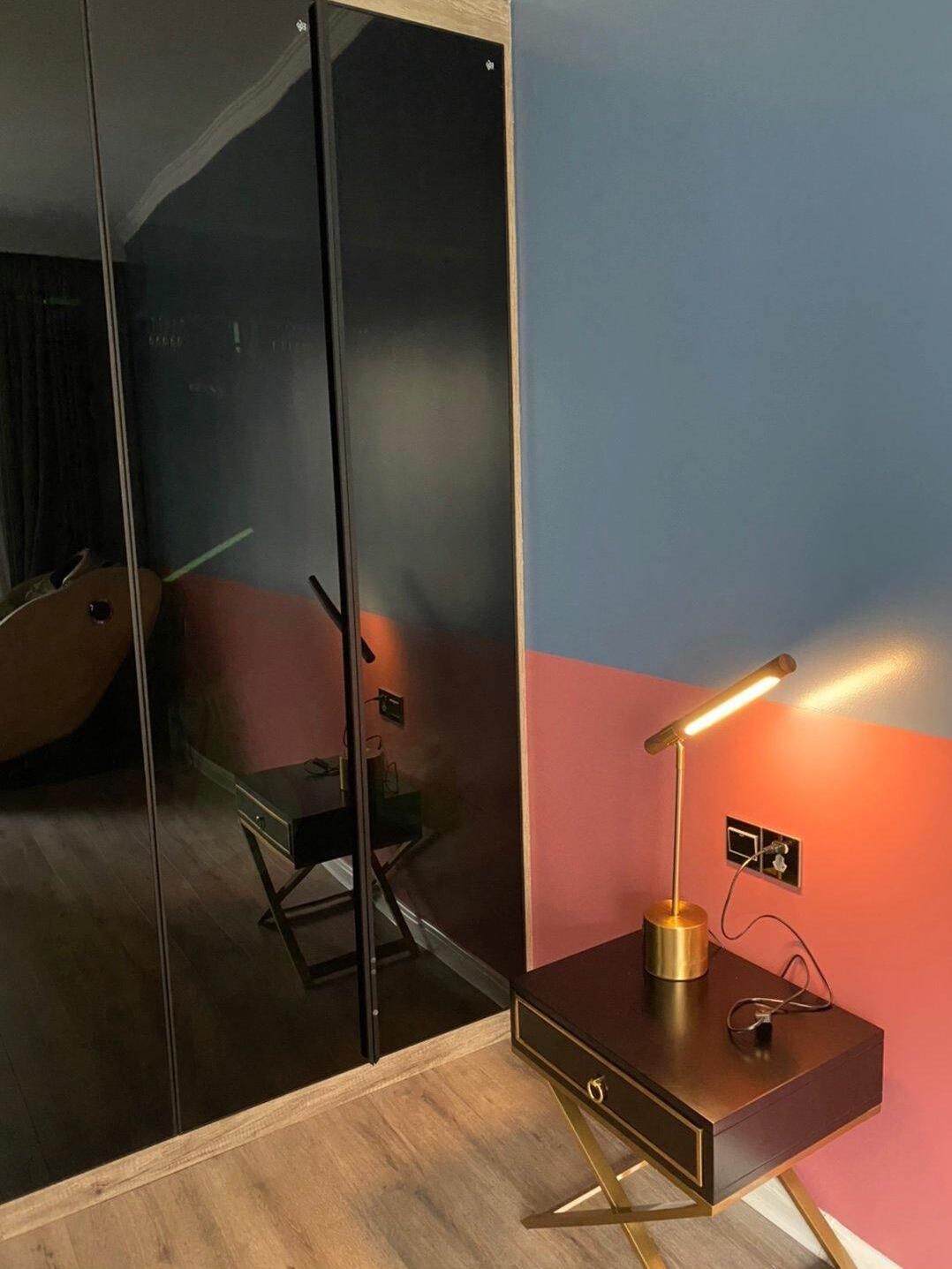 Linear Table Lamp - Cueteks