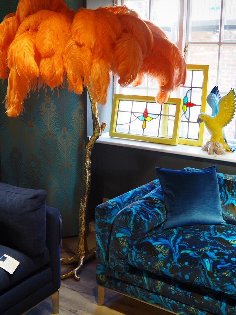 Ostrich Feather Resin Floor Light - Cueteks
