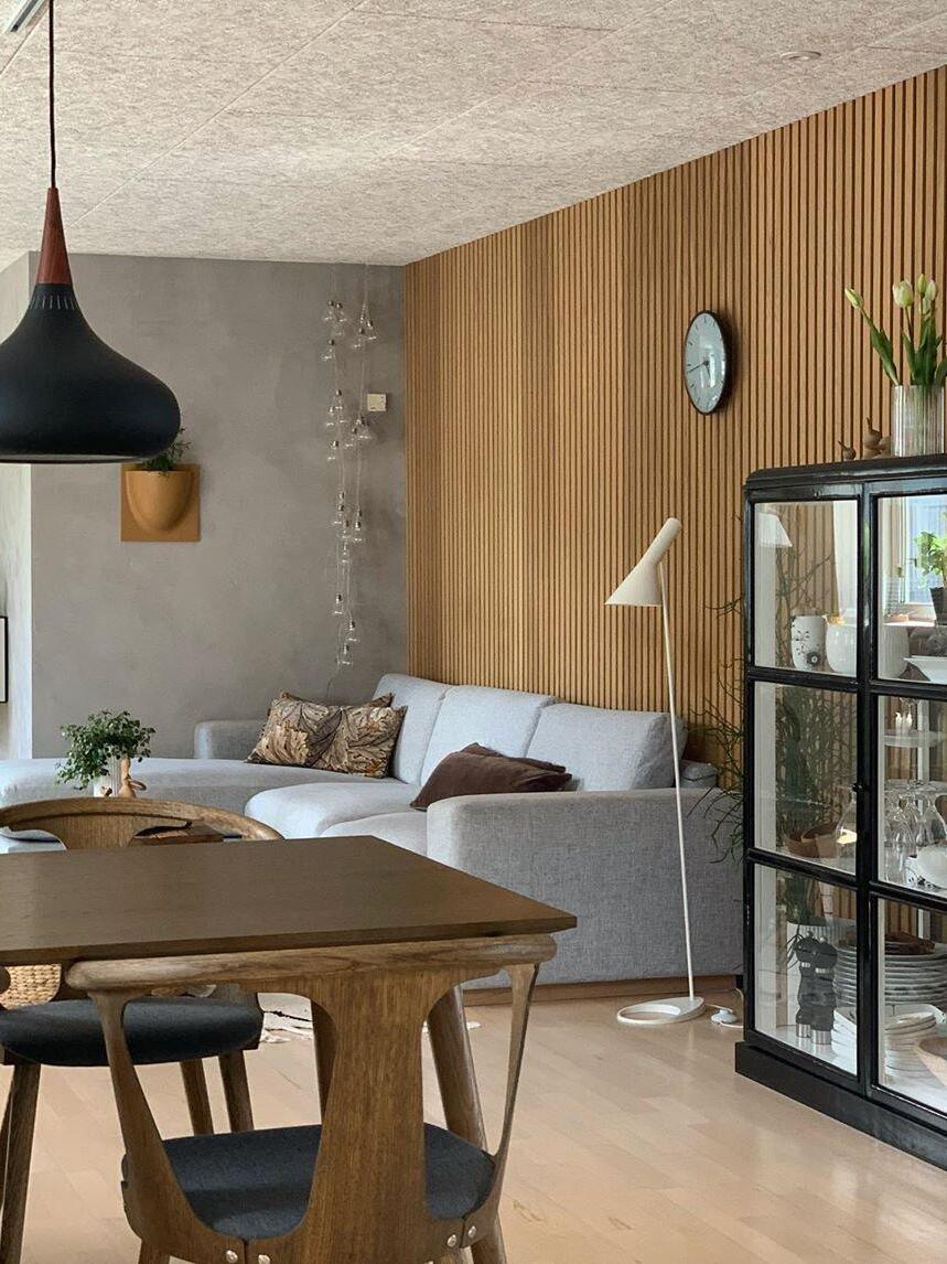 Black Orient pendant in a wood-accented interior