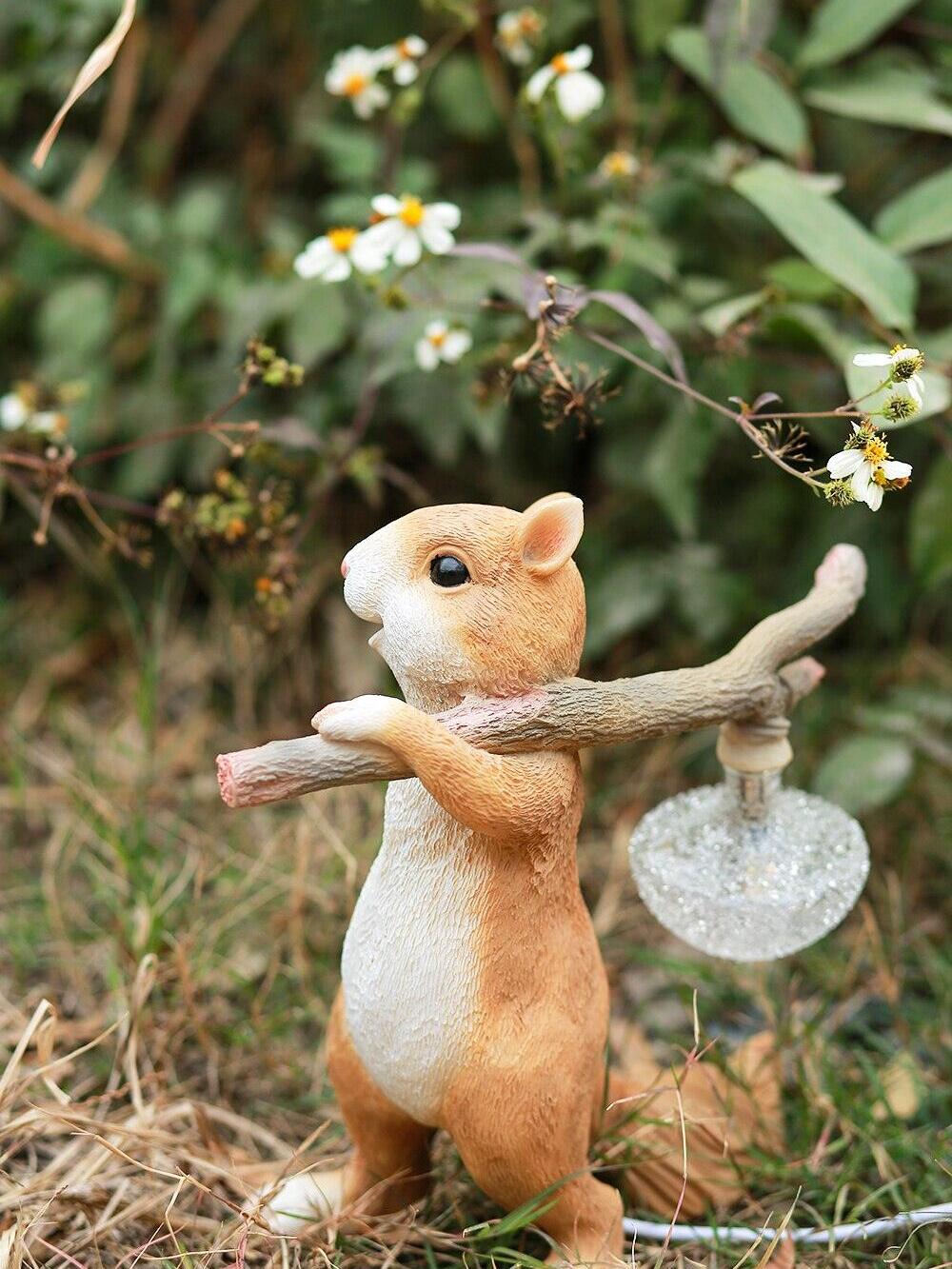 Squirrel Table Lamp - Cueteks