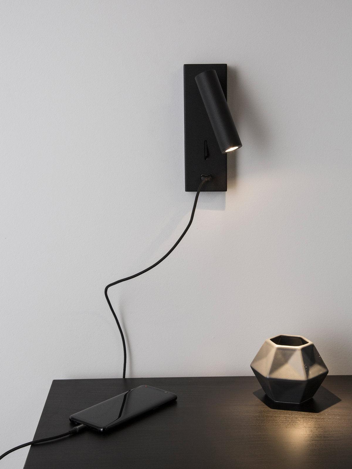Fuse USB Sconce - Cueteks