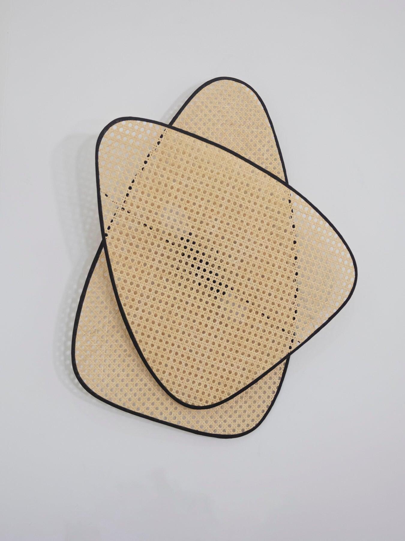 Rustic Bamboo Natural Screen Cannage Sconce - Cueteks