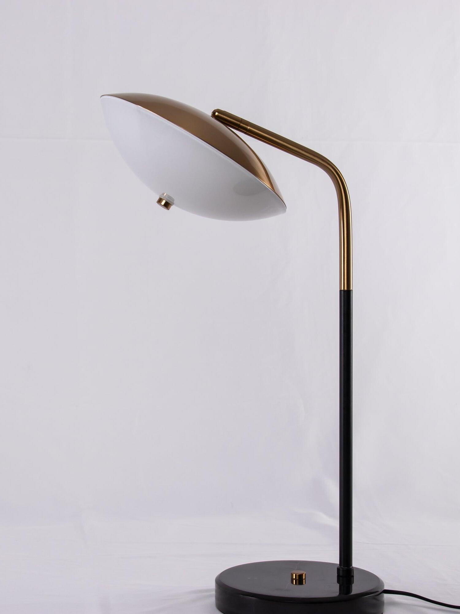 Marvin Desk Lamp - Cueteks